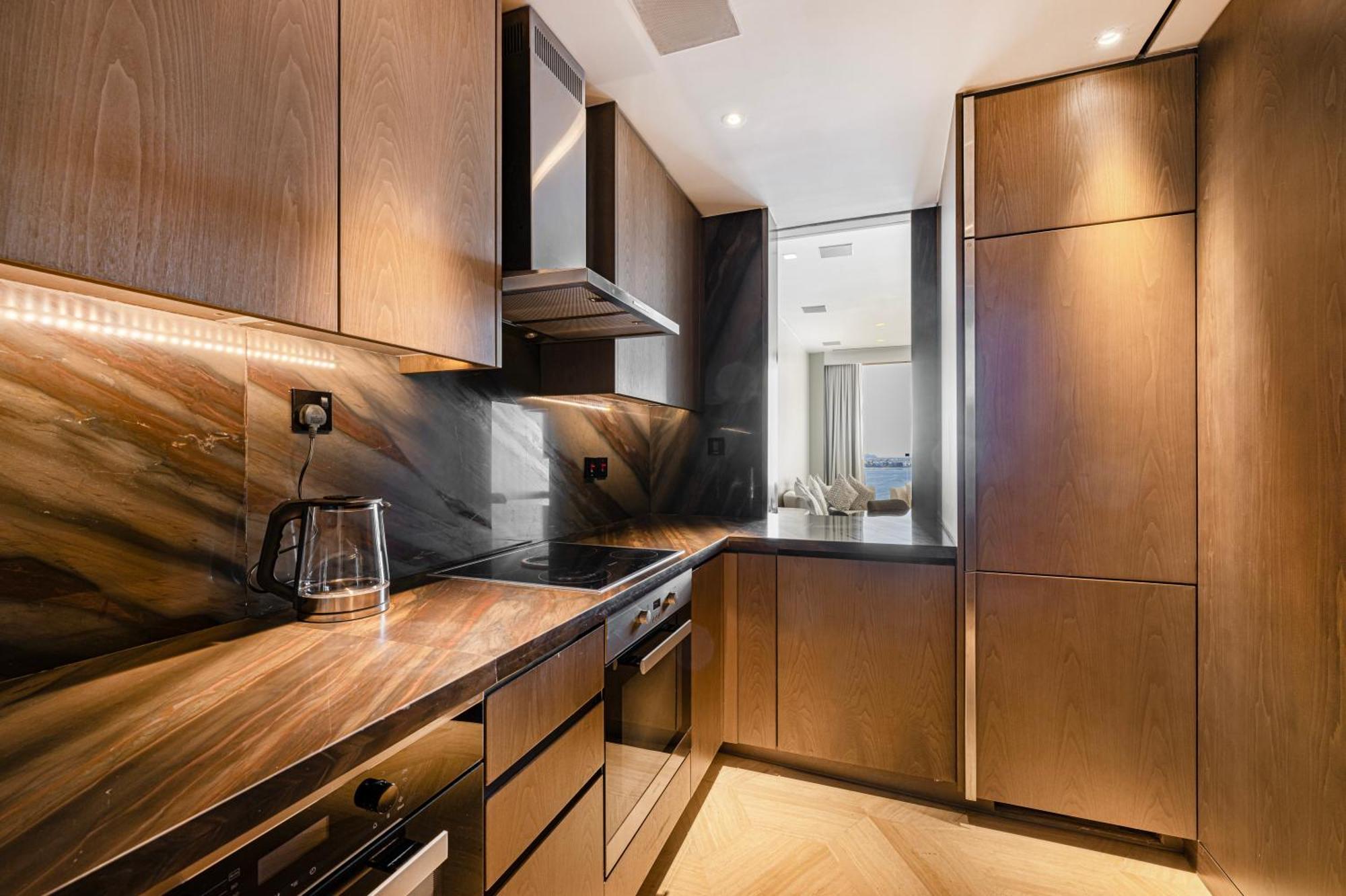 Apartment Five Palm - Elegant Dubai